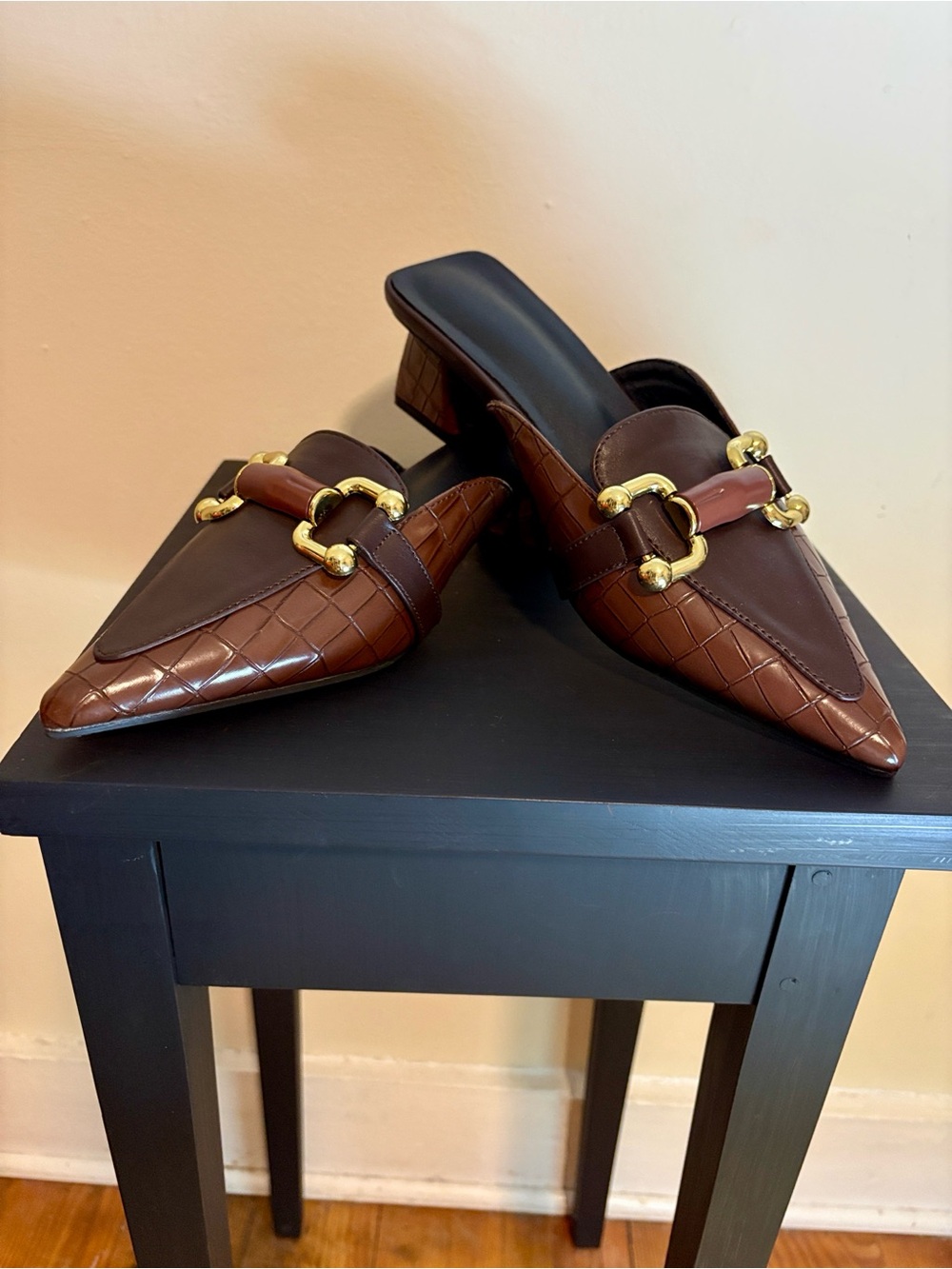 SHEIN Brown Quilted Pointed Mule with Gold Buckle